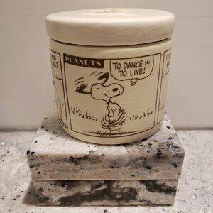 Snoopy jar.